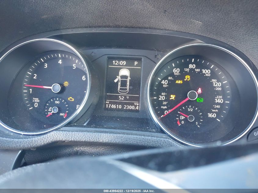 2017 Volkswagen Passat 1.8T R-Line VIN: 1VWDT7A33HC060274 Lot: 43954222