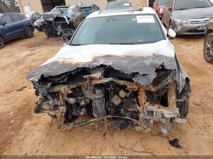 2018 Honda Accord Sport 2.0T VIN: 1HGCV2F33JA017593 Lot: 43954228