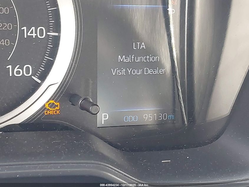 2022 Toyota Corolla Le VIN: JTDEPMAEXNJ219746 Lot: 43954234