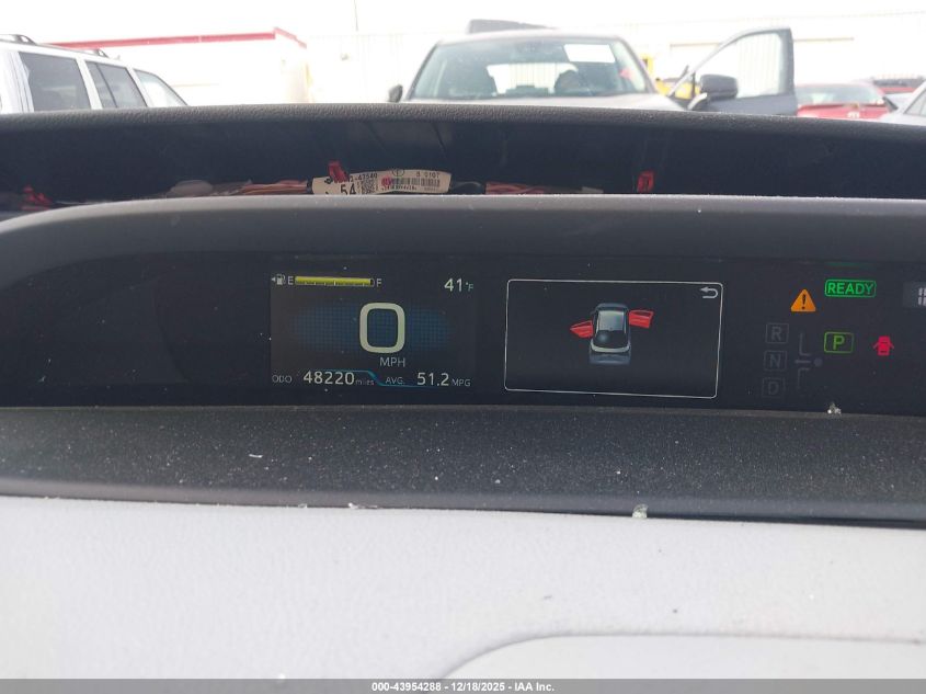 2022 Toyota Prius Xle Awd-E VIN: JTDL9MFU9N3039163 Lot: 43954288