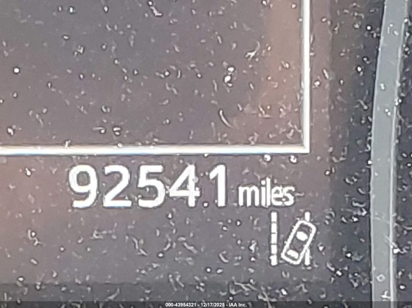 2018 Toyota Camry L VIN: 4T1B11HK3JU562529 Lot: 43954321