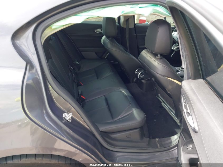 2020 Alfa Romeo Giulia Sport Rwd VIN: ZARFAMAN7L7637591 Lot: 43954332