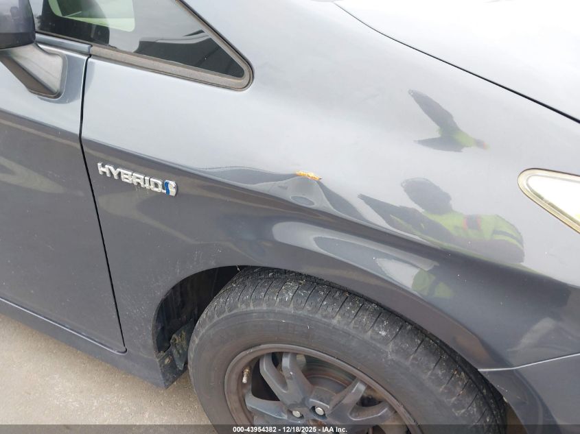 2013 Toyota Prius Two VIN: JTDKN3DU1D1636449 Lot: 43954382