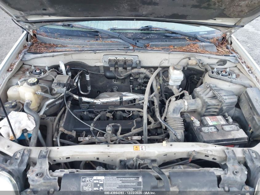 2005 Mercury Mariner Convenience VIN: 4M2YU56Z15DJ26887 Lot: 43954393