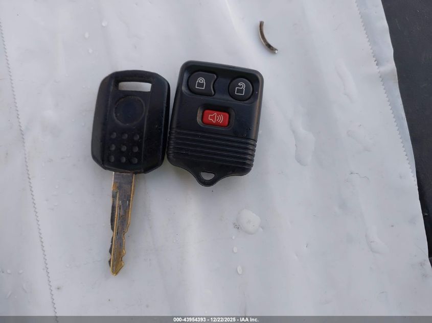 2005 Mercury Mariner Convenience VIN: 4M2YU56Z15DJ26887 Lot: 43954393