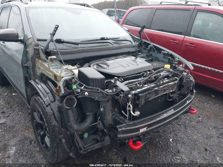 2015 Jeep Cherokee Trailhawk VIN: 1C4PJMBS5FW667797 Lot: 43954417