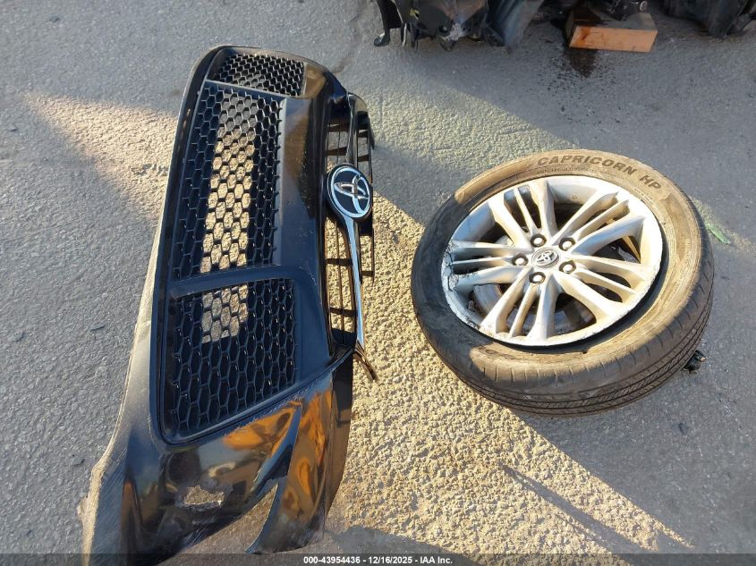 2017 Toyota Camry Se VIN: 4T1BF1FK2HU335783 Lot: 43954436