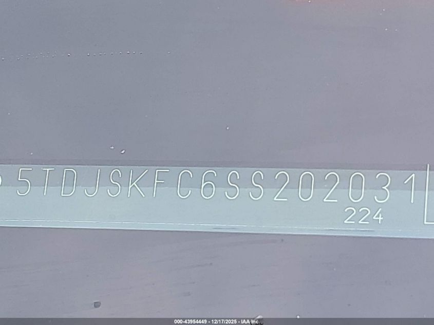 2025 Toyota Sienna Xle VIN: 5TDJSKFC6SS202031 Lot: 43954449