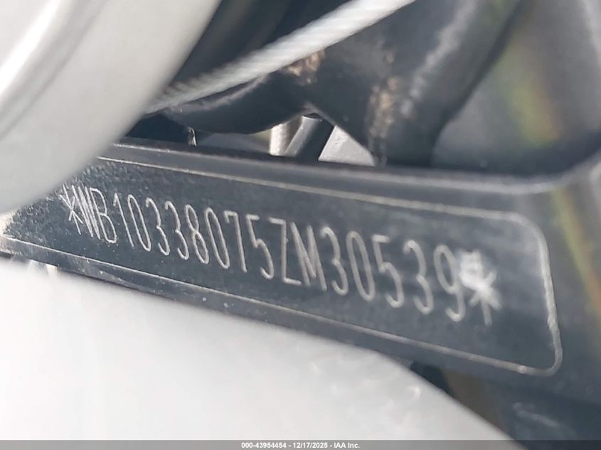 2005 BMW R1200 St/Rt VIN: WB10338075ZM30539 Lot: 43954454