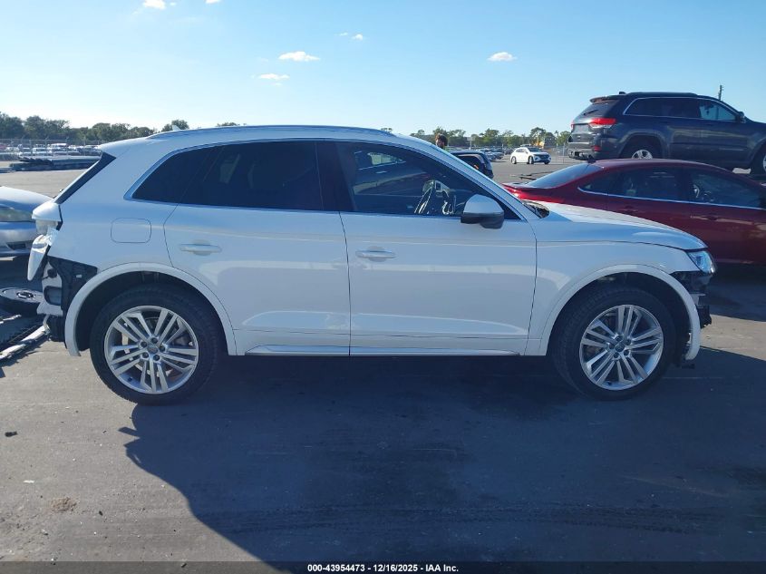 2018 Audi Q5 2.0T Premium/2.0T Tech Premium VIN: WA1CNAFY5J2163468 Lot: 43954473