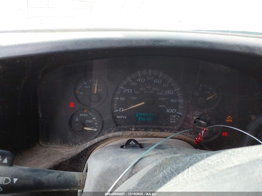 2005 Chevrolet Express VIN: 1GCGG25V651136161 Lot: 43954487