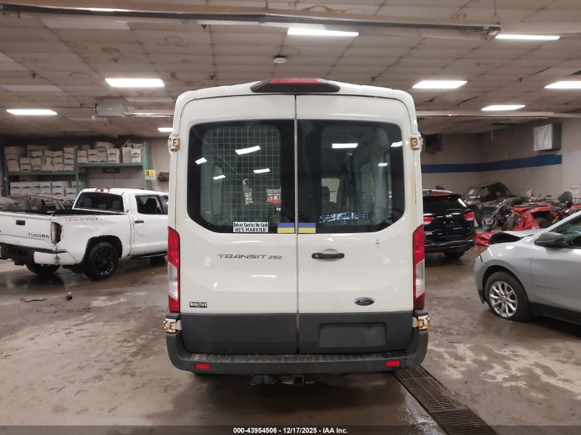 2018 Ford Transit-250 VIN: 1FTYR1CM7JKA25240 Lot: 43954506