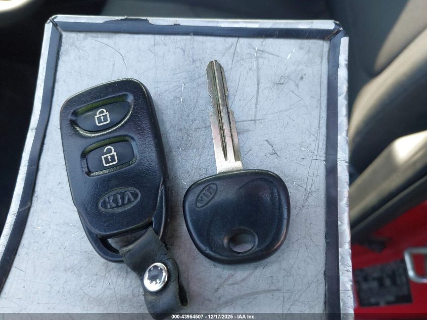 2010 Kia Soul + VIN: KNDJT2A22A7103999 Lot: 43954507