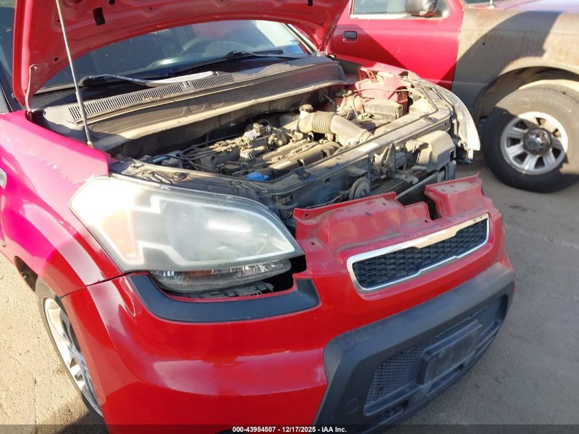 2010 Kia Soul + VIN: KNDJT2A22A7103999 Lot: 43954507