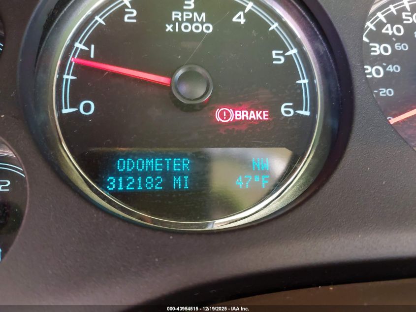 2014 Chevrolet Suburban 1500 Lt VIN: 1GNSKJE78ER242284 Lot: 43954515