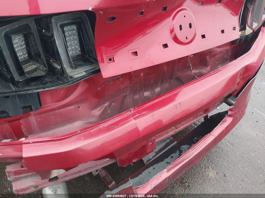 2013 Ford Mustang V6 VIN: 1ZVBP8AM4D5253087 Lot: 43954527