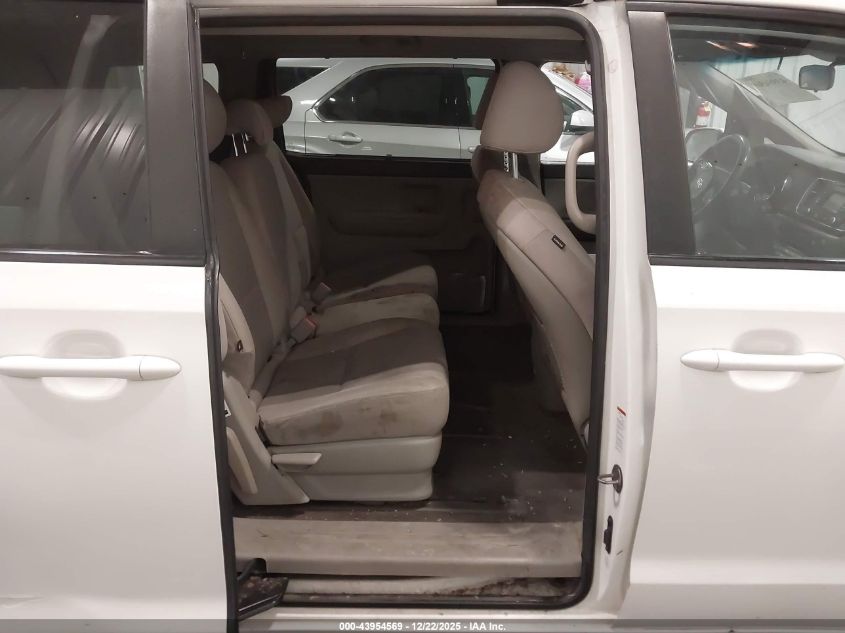 2016 Kia Sedona Lx VIN: KNDMB5C17G6100262 Lot: 43954569