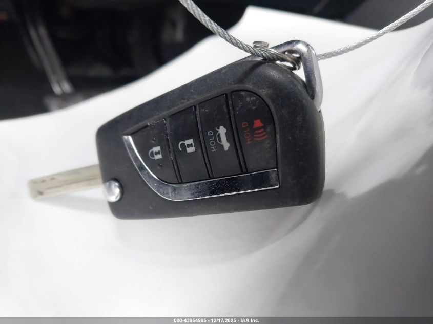 2020 Toyota Corolla Le VIN: JTDEPRAE4LJ092065 Lot: 43954585