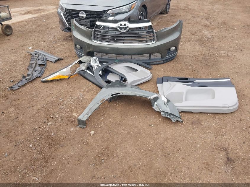 2015 Toyota Highlander Le Plus V6 VIN: 5TDBKRFH4FS094751 Lot: 43954593