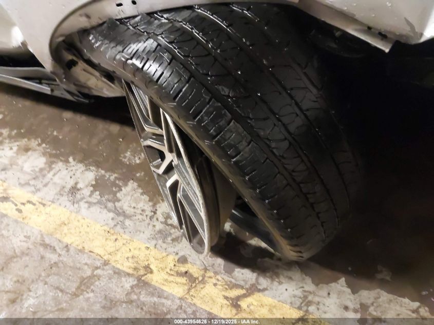 2016 Ford Explorer Sport VIN: 1FM5K8GT1GGA31589 Lot: 43954626