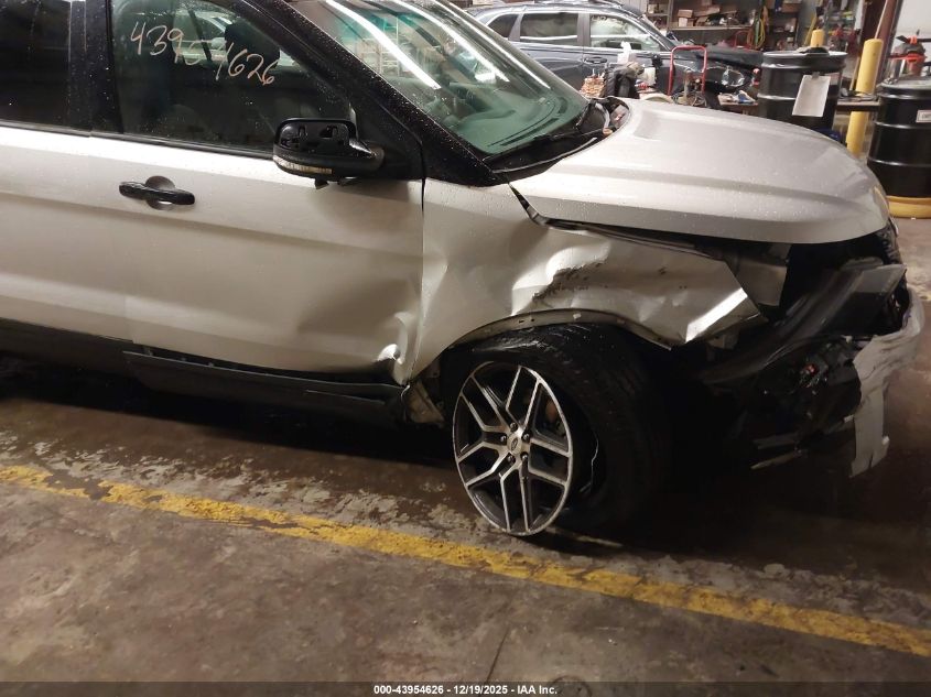 2016 Ford Explorer Sport VIN: 1FM5K8GT1GGA31589 Lot: 43954626