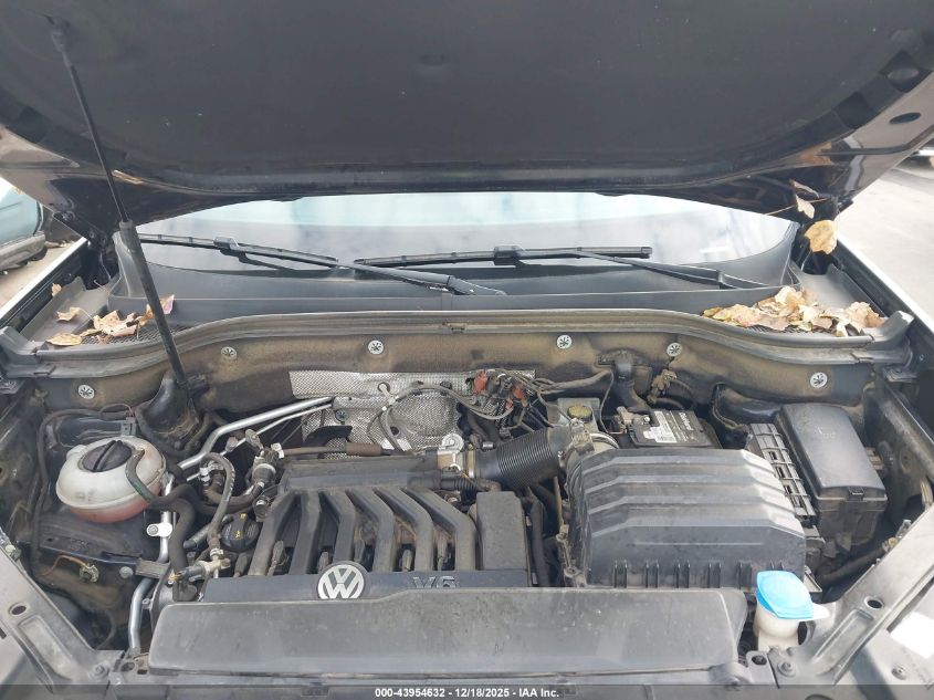 2018 Volkswagen Atlas 3.6L V6 Launch Edition VIN: 1V2BR2CA8JC502686 Lot: 43954632