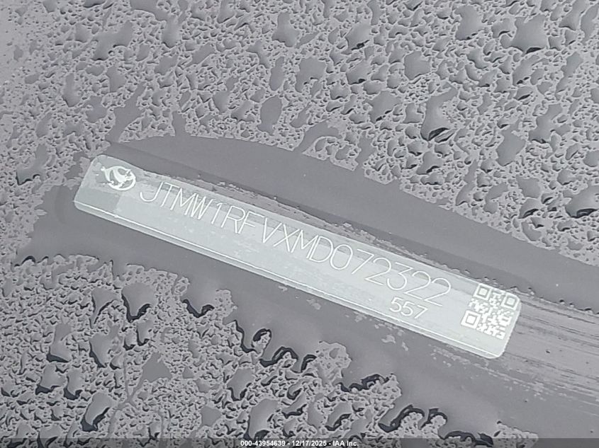 2021 Toyota Rav4 Xle VIN: JTMW1RFVXMD072322 Lot: 43954639