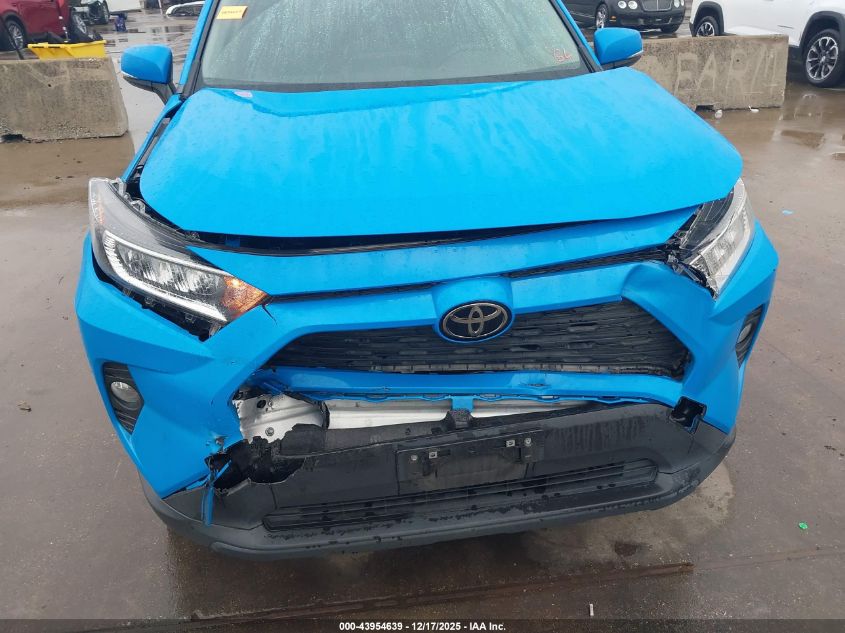 2021 Toyota Rav4 Xle VIN: JTMW1RFVXMD072322 Lot: 43954639