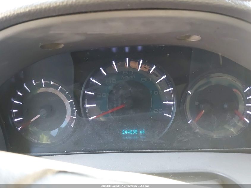 2011 Ford Fusion Se VIN: 3FAHP0HG3BR115572 Lot: 43954650