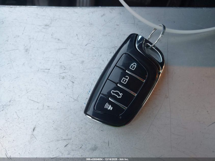 2011 Cadillac Cts Premium VIN: 1G6DS1ED5B0123005 Lot: 43954654