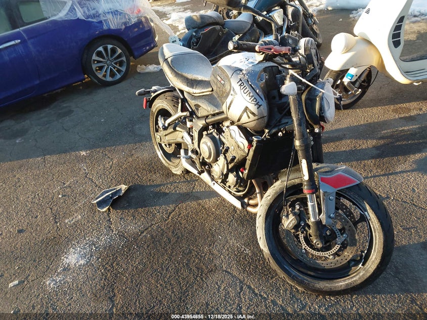 2023 Triumph Motorcycle Trident 660