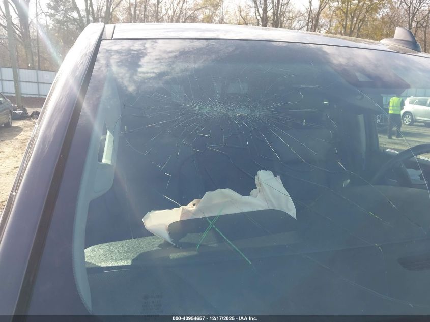 2016 Chevrolet Suburban Lt VIN: 1GNSCHKC6GR112451 Lot: 43954657