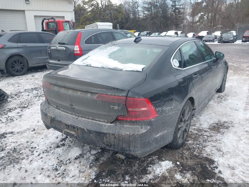 2019 Volvo S90 T5 Momentum