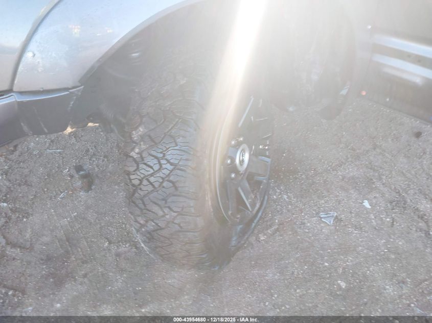 2006 Toyota 4Runner Sr5 V8 VIN: JTEBT14R668033539 Lot: 43954680