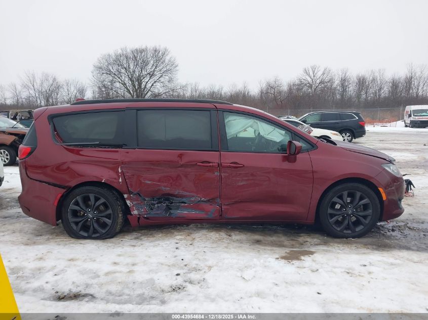 2019 Chrysler Pacifica Touring Plus VIN: 2C4RC1FG6KR554967 Lot: 43954684