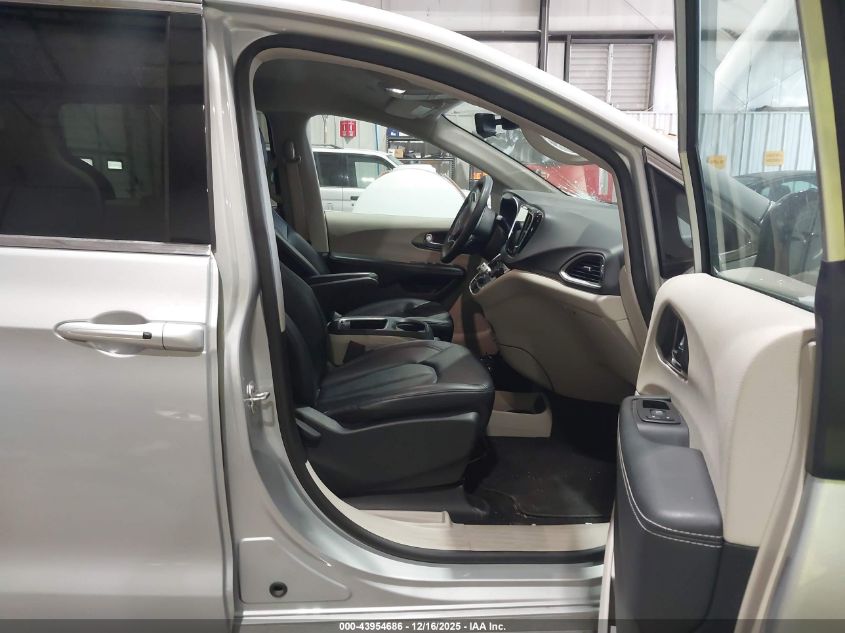 2024 Chrysler Pacifica Touring L VIN: 2C4RC1BG3RR172976 Lot: 43954686