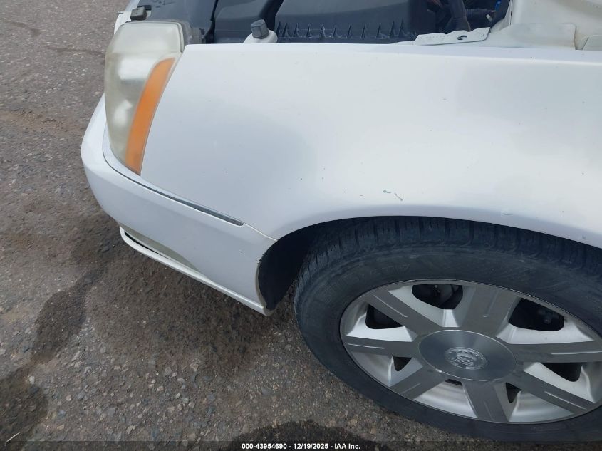 2007 Cadillac Dts Luxury I VIN: 1G6KD57YX7U174072 Lot: 43954690