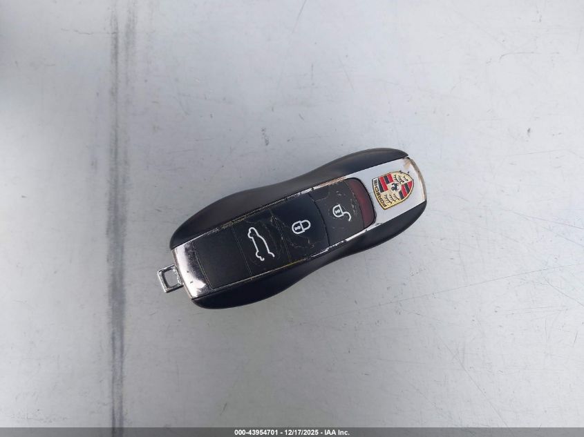 2014 Porsche Cayenne Hybrid S VIN: WP1AE2A25ELA51287 Lot: 43954701