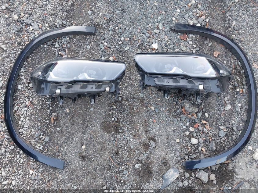 2021 BMW X5 - 5UXCR6C0XM9F54828