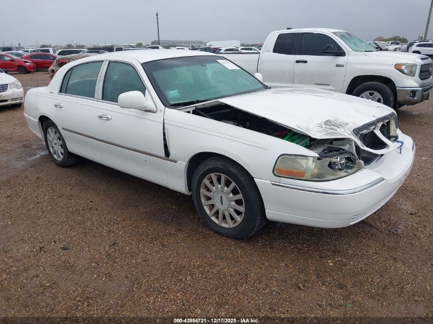2007 Lincoln Town Car Signature