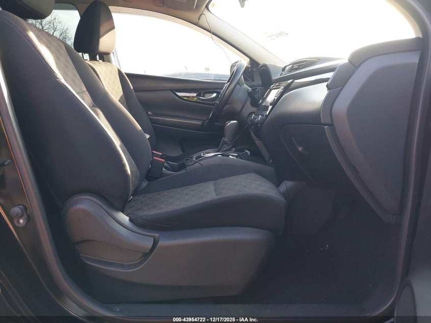 2017 Nissan Rogue Sport Sv