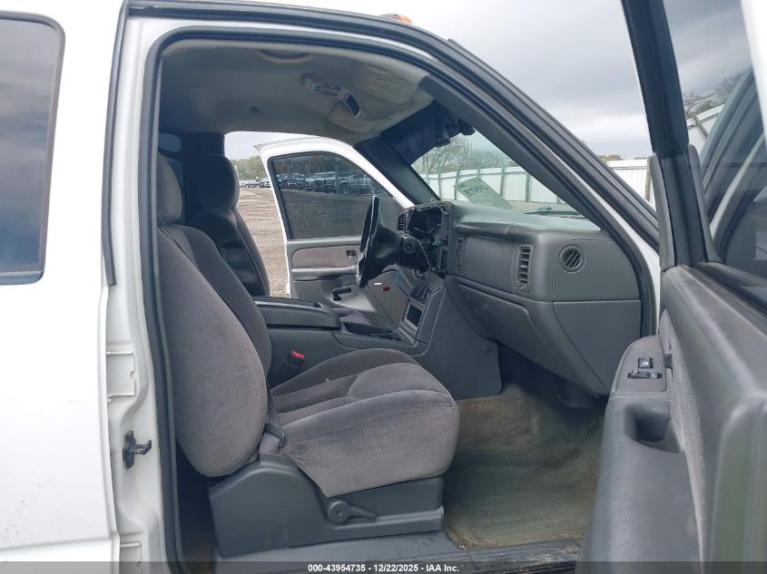 2003 GMC Sierra 3500 Sle VIN: 1GTJK33163F154525 Lot: 43954735