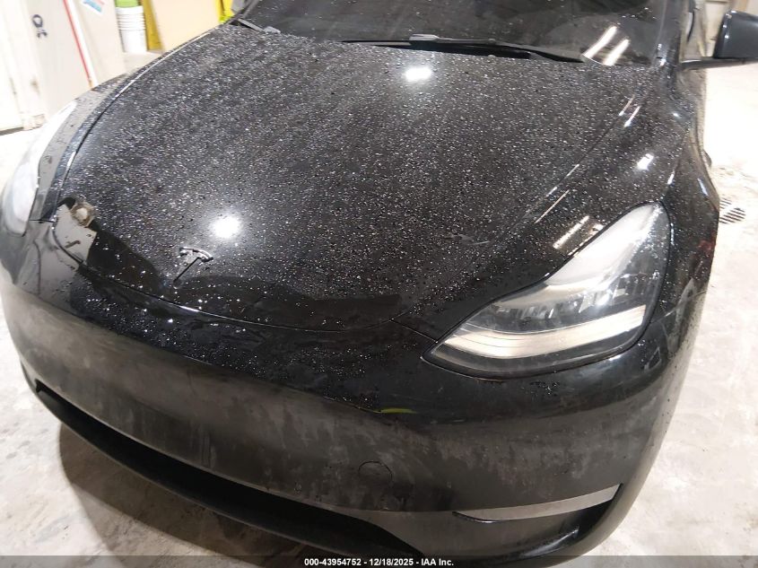 2021 Tesla Model Y Long Range Dual Motor All-Wheel Drive VIN: 5YJYGDEE0MF268080 Lot: 43954752