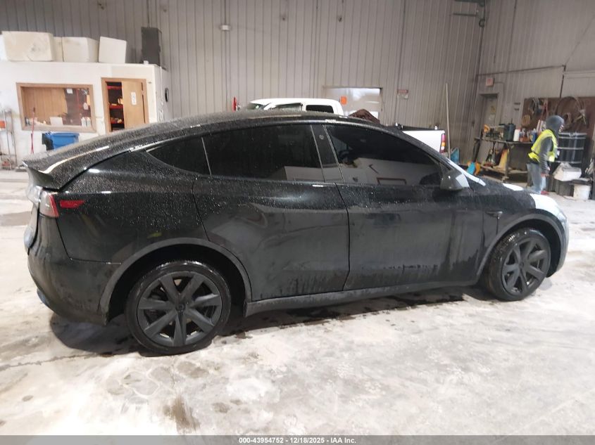 2021 Tesla Model Y Long Range Dual Motor All-Wheel Drive VIN: 5YJYGDEE0MF268080 Lot: 43954752