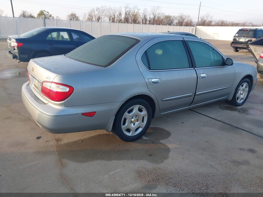 JNKCA31A3YT109614 2000 INFINITI I photo no. 4