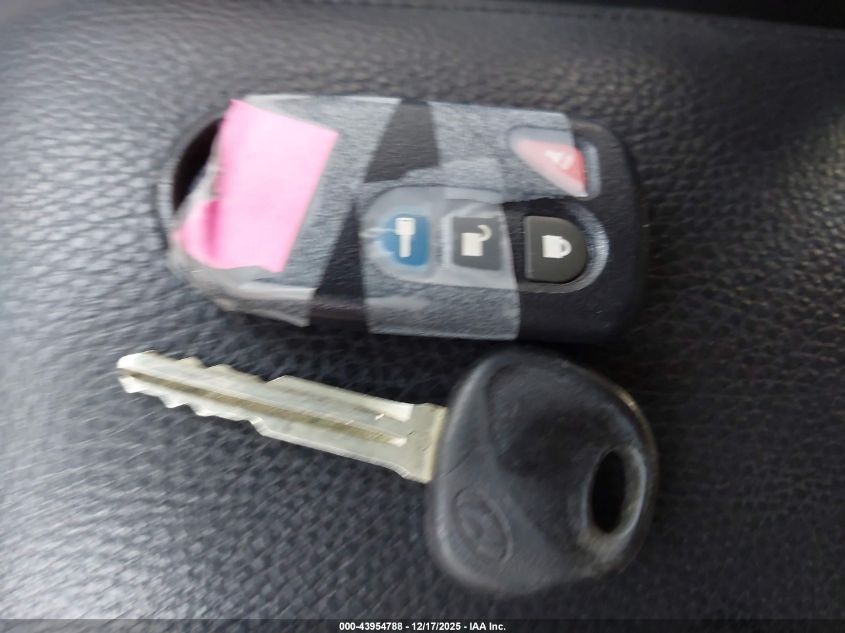 2012 Hyundai Santa Fe Limited V6 VIN: 5XYZK4AG1CG114592 Lot: 43954788