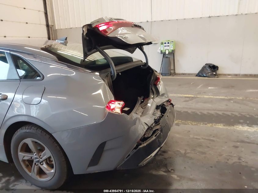 2022 Kia K5 Lxs VIN: 5XXG14J22NG135831 Lot: 43954791