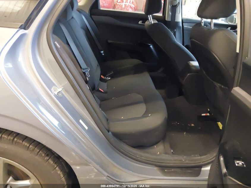 2022 Kia K5 Lxs VIN: 5XXG14J22NG135831 Lot: 43954791