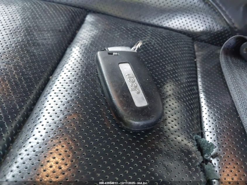 2018 Jeep Grand Cherokee Trailhawk 4X4 VIN: 1C4RJFLG2JC371189 Lot: 43954813