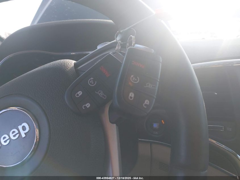 2017 Jeep Grand Cherokee Limited 4X4 VIN: 1C4RJFBG8HC756574 Lot: 43954827